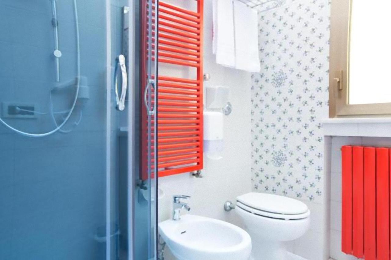 Ferienwohnung Tourist House Bologna - Fringe - Self Check-In Exterior foto