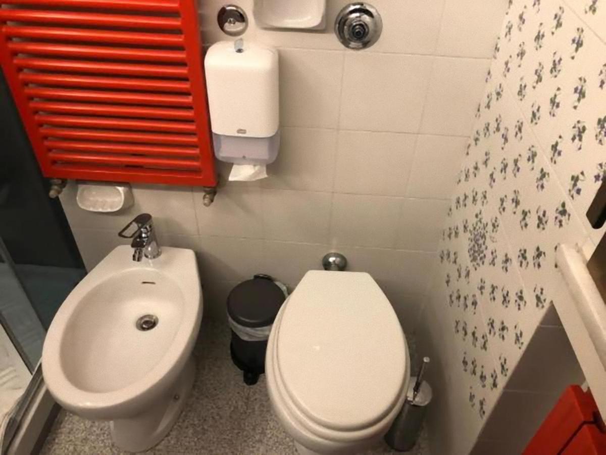 Ferienwohnung Tourist House Bologna - Fringe - Self Check-In Exterior foto