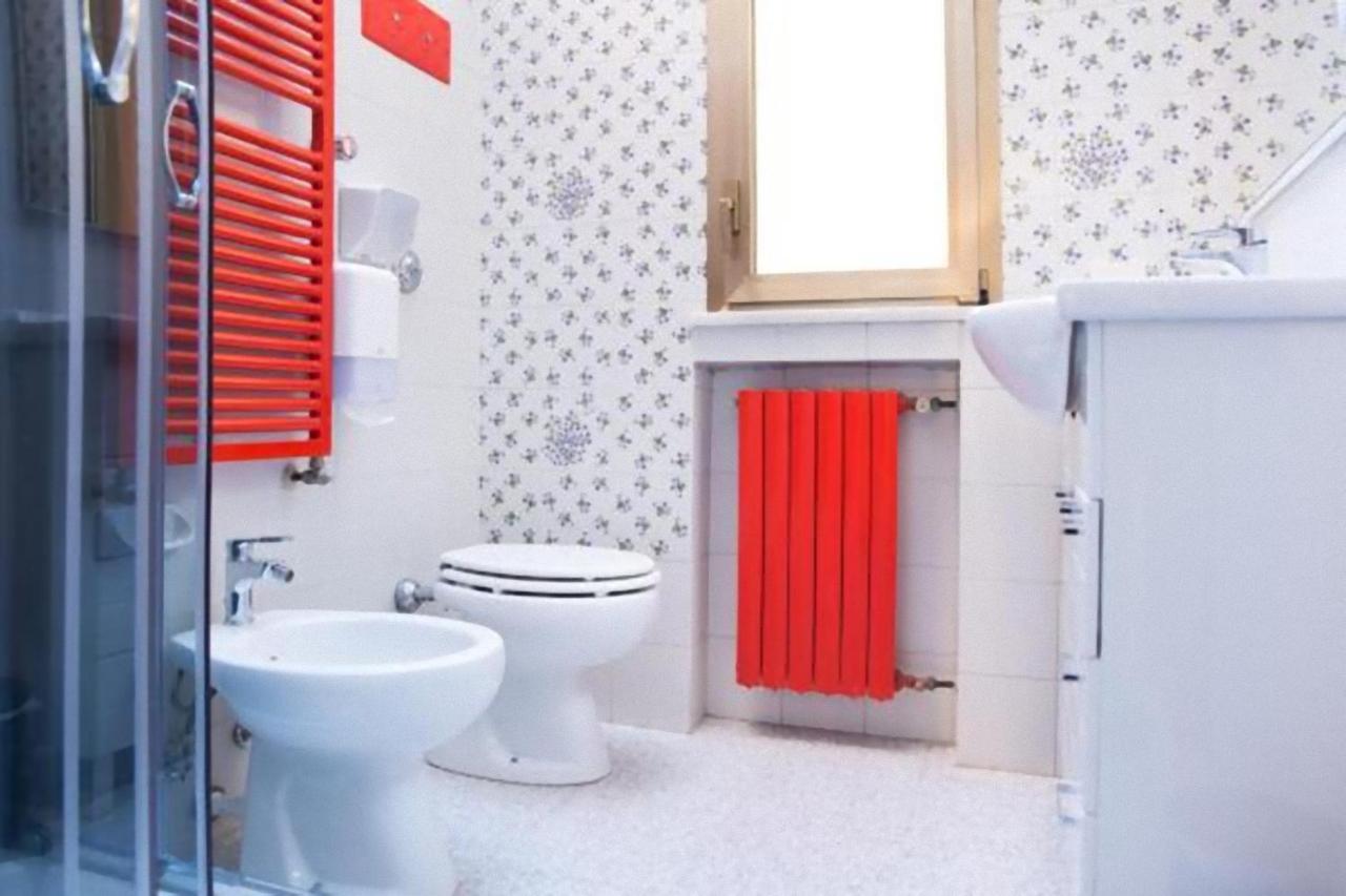 Ferienwohnung Tourist House Bologna - Fringe - Self Check-In Exterior foto
