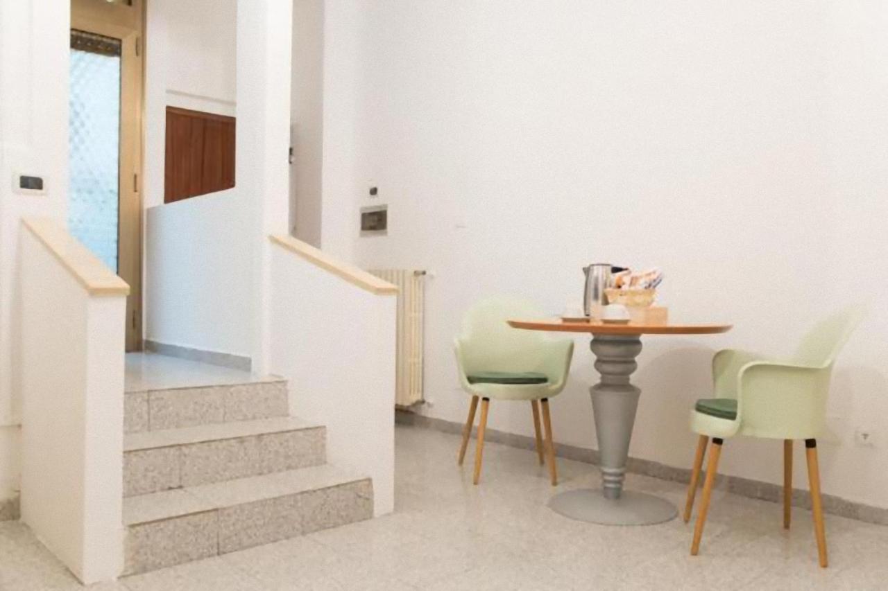 Ferienwohnung Tourist House Bologna - Fringe - Self Check-In Exterior foto
